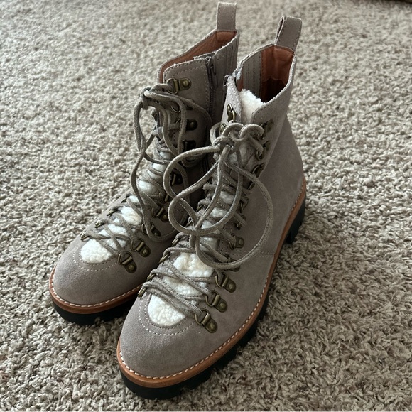 Jeffrey Campbell Culvert Suede Sherpa Combat Boots Taupe Size 8.5 - Picture 2 of 12